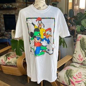 Unique Disney shirt unisex size XL